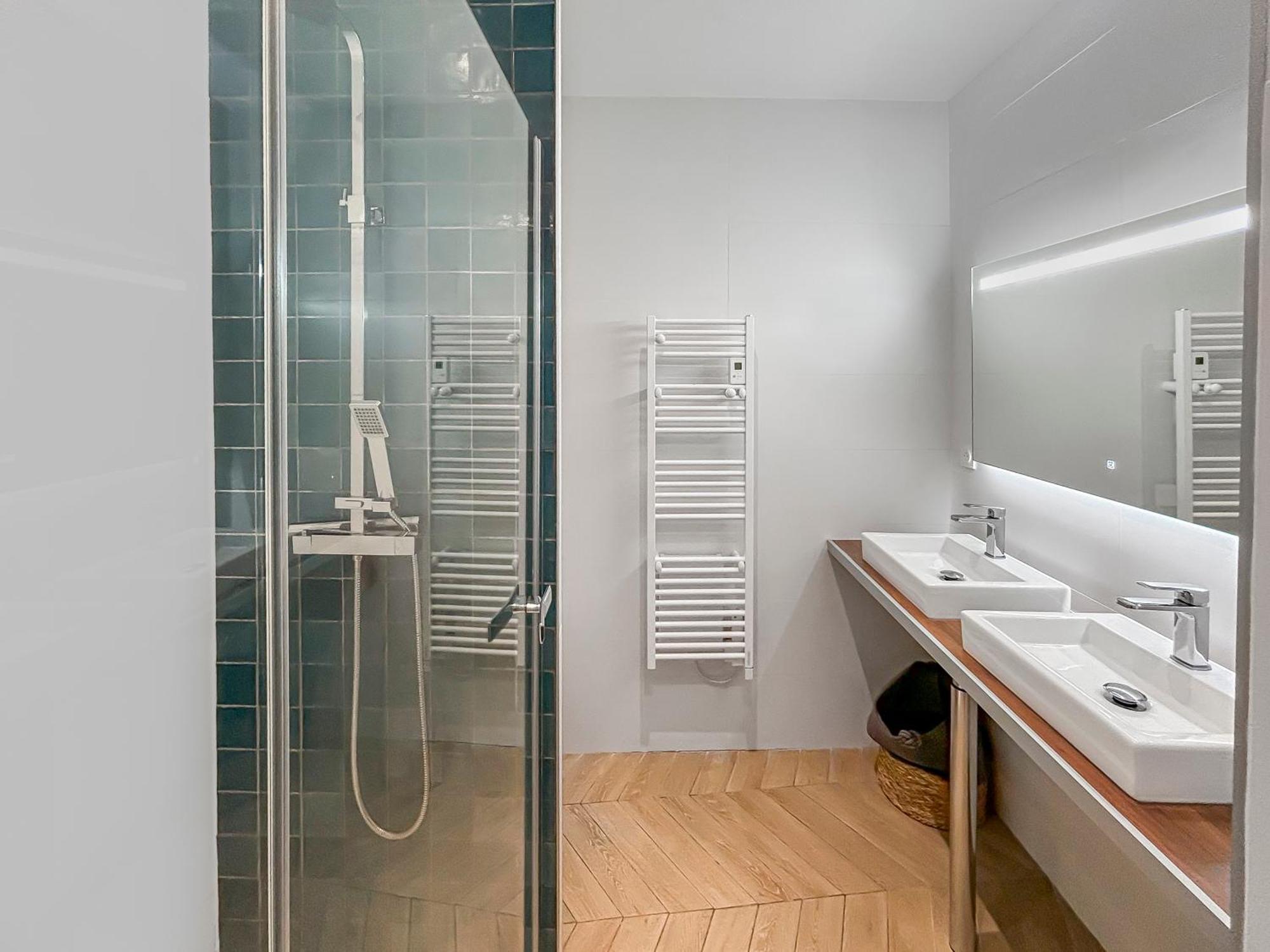 Hebergements Modernes & Cosy A Arles T3 Et T2 Elegants Екстер'єр фото