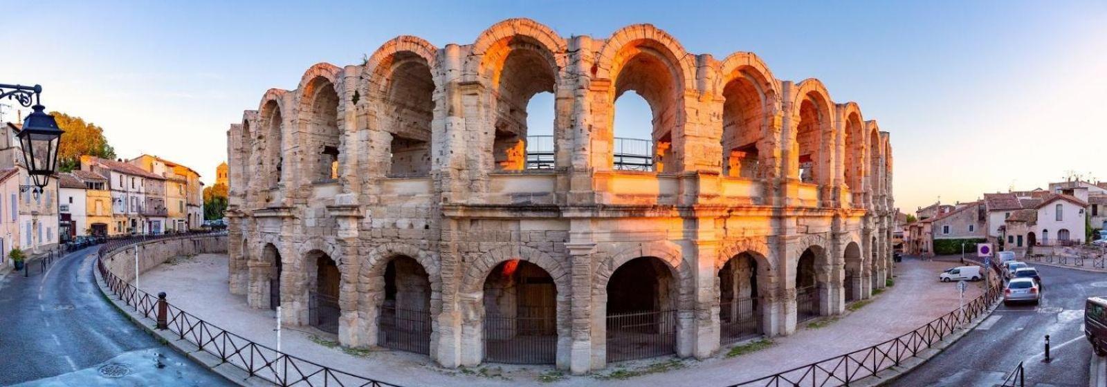 Hebergements Modernes & Cosy A Arles T3 Et T2 Elegants Екстер'єр фото