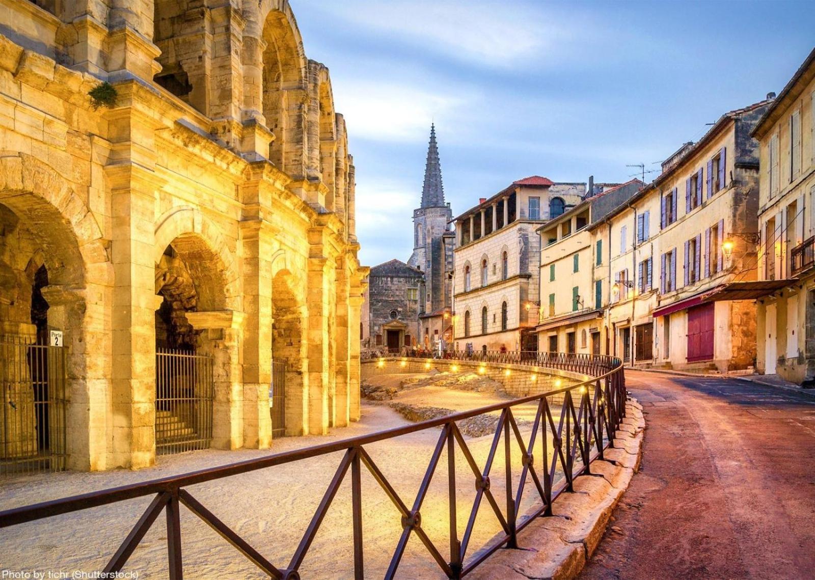 Hebergements Modernes & Cosy A Arles T3 Et T2 Elegants Екстер'єр фото